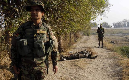 Οκτώ νεκροί Ταλιμπάν σε επίθεση κατά του αεροδρομίου στην Τζαλαλαμπάντ