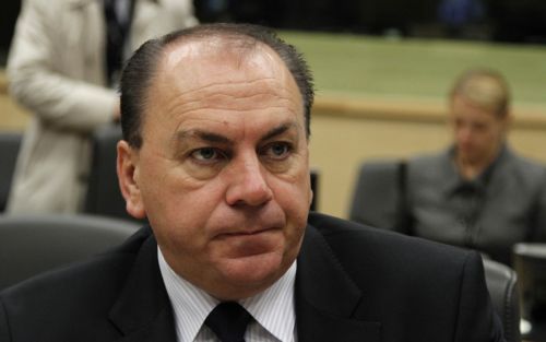 Το ευρωπαϊκό ταμείο διάσωσης είναι «αρκετά μεγάλο», λέει ο Κλάους Ρέγκλινγκ