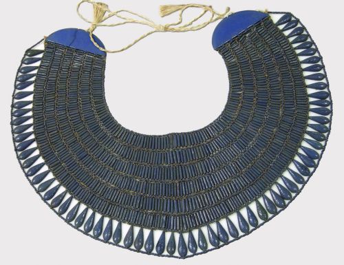 Το Μητροπολιτκό Μουσείο της Νέας Υόρκης επιστρέφει στην Αίγυπτο 19 αντικείμενα