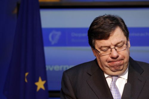 ΕΕ και ΔΝΤ έτοιμοι να χορηγήσουν βοήθεια έως 90 δισ. ευρώ στην Ιρλανδία