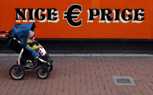 Μέχρι 100 δισ. ευρώ στο πακέτο διάσωσης της Ιρλανδίας, σύμφωνα με το Spiegel