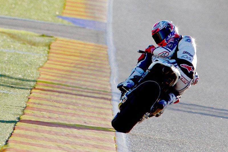 MotoGP 2011 – Δοκιμές Valencia, 2η μέρα: Αυλαία με τον Casey Stoner