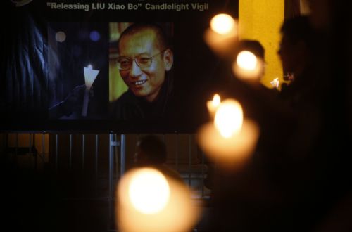 Έξι χώρες δεν θα παραστούν στην τελετή για τον Νομπελίστα Ειρήνης Λιού Σιαομπό