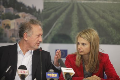 Στόχος είναι να παραμείνει η βιομηχανία Δωδώνη συνεταιριστική λέει ο Κ.Σκανδαλίδης