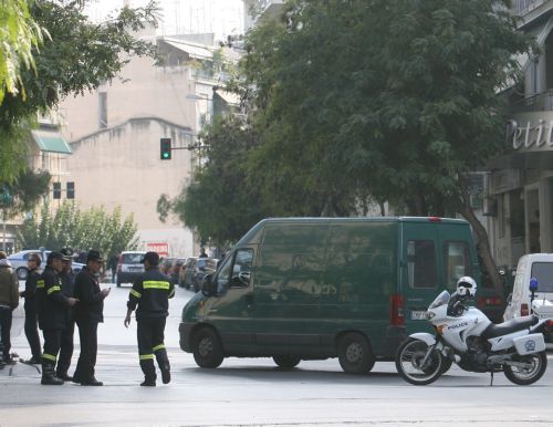 Δεν βλέπει διασύνδεση των «τρομοπακέτων» με διεθνείς ομάδες ο Χρ.Παπουτσής