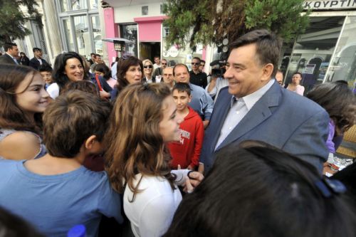 Συνεργασία για να σωθεί η χώρα ζητά από Παπανδρέου-Σαμαρά ο πρόεδρος του ΛΑΟΣ