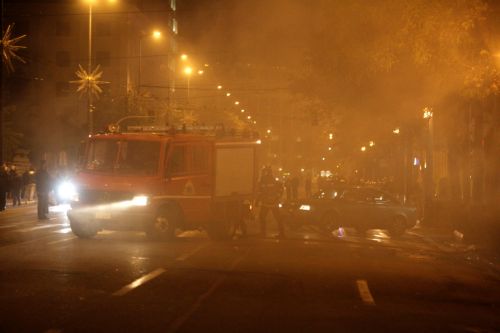 Πολυπληθής η φετινή πορεία για το Πολυτεχνείο, περιορισμένα τα έκτροπα