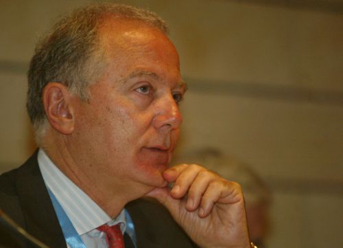 Επιτάχυνση αποκρατικοποιήσεων για ταχύτερη μείωση του χρέους προτείνει ο Γ.Προβόπουλος