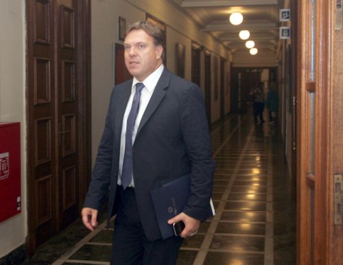 Επιχειρησιακές συμβάσεις αποδεκτές μόνο για να σωθούν εταιρείες με πρόβλημα, δηλώνει ο Γ.Πεταλωτής