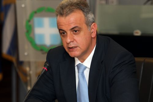 Θέμα απολύσεων στον δημόσιο τομέα θέτουν Μανώλης Όθωνας και Κυριάκος Μητσοτάκης