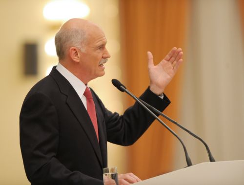 Πρόσκληση για μαζική συμμετοχή στις κάλπες απηύθυνε ο Γιώργος Παπανδρέου