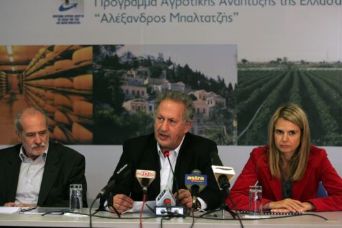 Περισσότερα από 2 δισ. ευρώ θα διατεθούν το 2011 για έργα στην ύπαιθρο, λέει ο Κ.Σκανδαλίδης