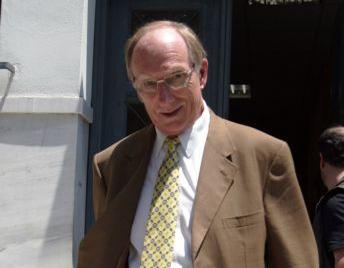 Βολές ΣΥΡΙΖΑ κατά της κυβέρνησης για τη φυγή κι άλλου στελέχους της Siemens στο εξωτερικό