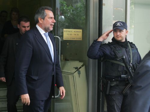 Αμεση ενεργοποίηση των επιτροπών για παροχή ασύλου, ανήγγειλε ο Χρ.Παπουτσής