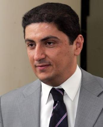 Στο πλαίσιο «εκκαθαριστικής επιχείρησης» εντάσσει τη διαγραφή του ο Λ.Αυγενάκης