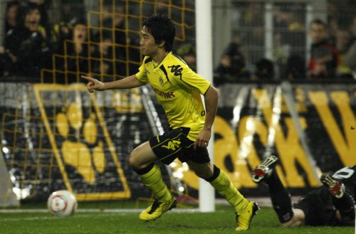 Ασταμάτητη η Ντόρντμουντ κέρδισε και το Αμβούργο