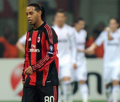 O Ροναλντίνιο στα βήματα του Γκοβού…