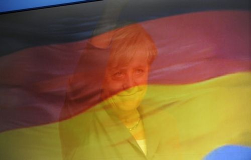 «Ευχαριστώ που ξεπεράσατε την κρίση» λέει η Μέρκελ με ανοιχτή επιστολή στους Γερμανούς