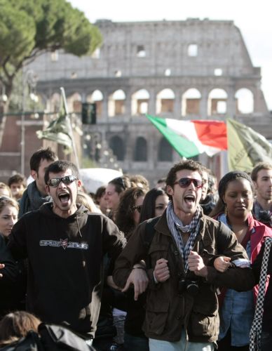 Χιλιάδες φοιτητές διαδηλώνουν στην Ιταλία κατά της μεταρρύθμισης στα Πανεπιστήμια