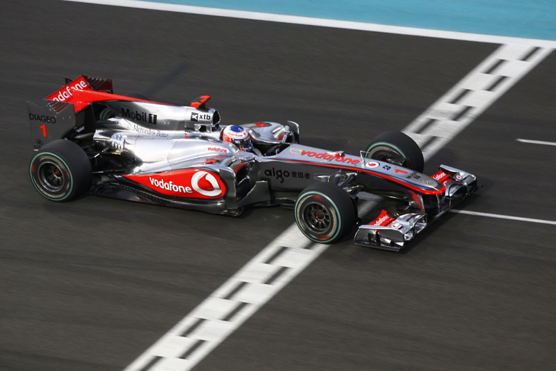 Η McLaren ρισκάρει με το μονοθέσιο του 2011