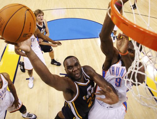 Εύκολα οι Μάβερικς τους Κλίπερς, νίκες για Χιτ, Λέικερς και Γιούτα