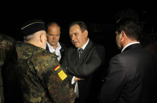 Το Βελιγράδι αποτρέπει τους Σέρβους του Κοσόβου να συμμετέχουν στις πρόωρες εκλογές