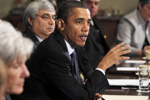 Γρήγορη επικύρωση της συμφωνίας μείωσης πυρηνικών όπλων με τη Ρωσία, προωθεί ο Ομπάμα