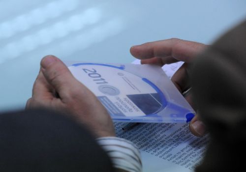 Έντονα αποδοκιμάζει τον προϋπολογισμό του 2011 η Αντιπολίτευση