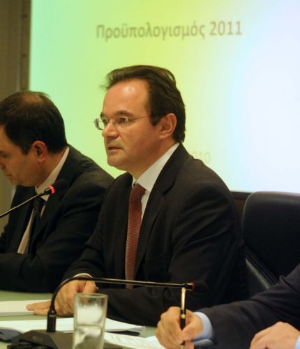 Παραμένει ο στόχος για έξοδο στις αγορές το 2011, τονίζει ο Γ.Παπακωνσταντίνου