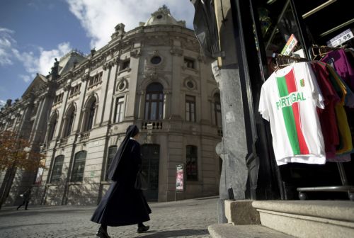 Mε άλμα στα επιτόκια και χαμηλότερη ζήτηση δανείστηκε η Πορτογαλία