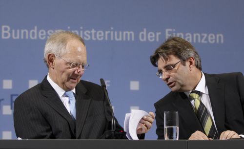 Παρελθόν ο εκπρόσωπος του Σόιμπλε μετά από «εξάψαλμο» που σπάει ρεκόρ online