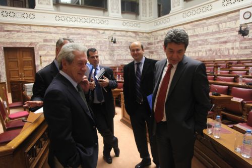 Τροποποιήσεις και αλλαγές στο νομοσχέδιο για το fast track