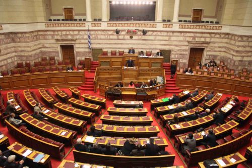 Αμηχανία στο ΠΑΣΟΚ από τις διαρροές στην ψηφοφορία για το Βατοπαίδι