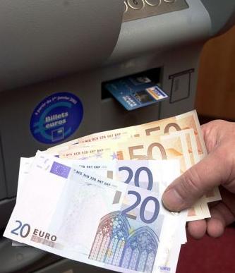 Νέα μέτρα με πρόσχημα την αναθεώρηση του ελλείμματος του 2009 βλέπει η Αντιπολίτευση