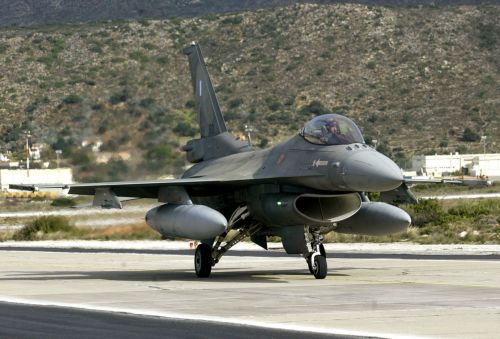 Νέες υπερπτήσεις των Τούρκων πάνω από το Φαρμακονήσι και το Αγαθονήσι