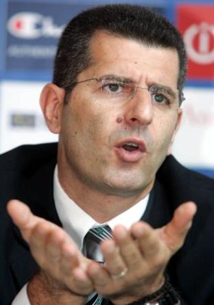 Εκπνέει την Τρίτη το τελεσίγραφο του Καζάζη προς τον ΠΑΟ