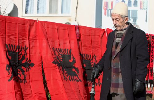 Συζήτηση για το μέλλον του Κοσόβου μετά τη Χάγη στο υπουργείο Εξωτερικών