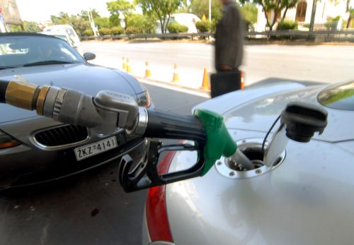 Μείωση 16% στην κατανάλωση βενζίνης τον Οκτώβριο
