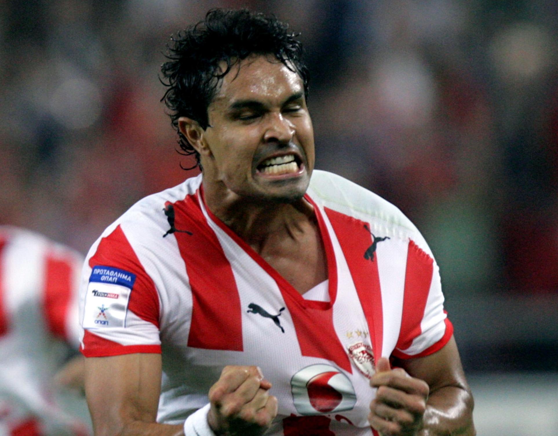 «Πρώτοι μέχρι το τέλος» έγραψε ο Ντουντού στο «Twitter»