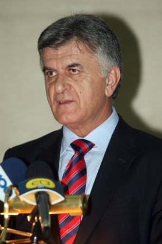 Οι πολίτες προσέρχονται στις κάλπες με αίσθημα ευθύνης, δήλωσε ο Φιλ.Πετσάλνικος