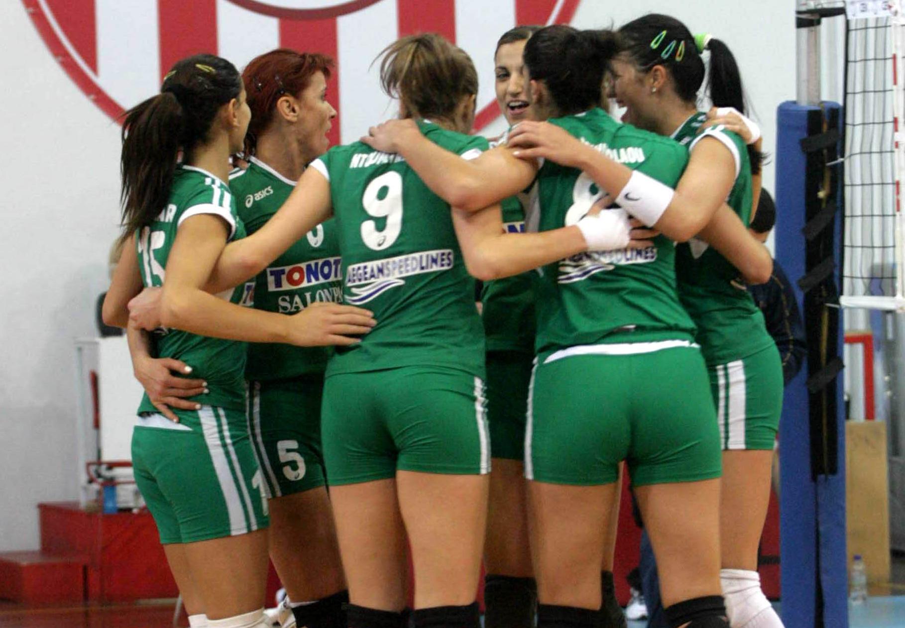 Υπόσχεση για πληρωμές στους άνδρες, απειλές από τις γυναίκες…