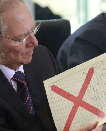 Διάψευση φημών περί διπλασιασμού κεφαλαίων του μηχανισμού διάσωσης της ΕΕ