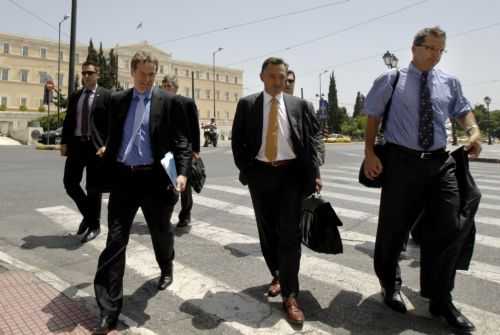 Στην Αθήνα οι επικεφαλής της τρόικας με νέες -όπως όλα δείχνουν- απαιτήσεις