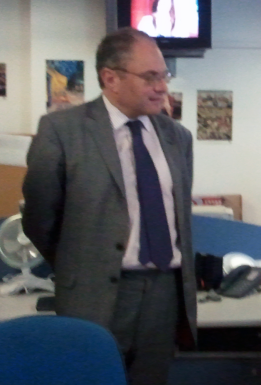 Ο Βρετανός πρέσβης εξηγεί τι θα συμβεί με τα δίδακτρα των Ελλήνων φοιτητών στη χώρα του