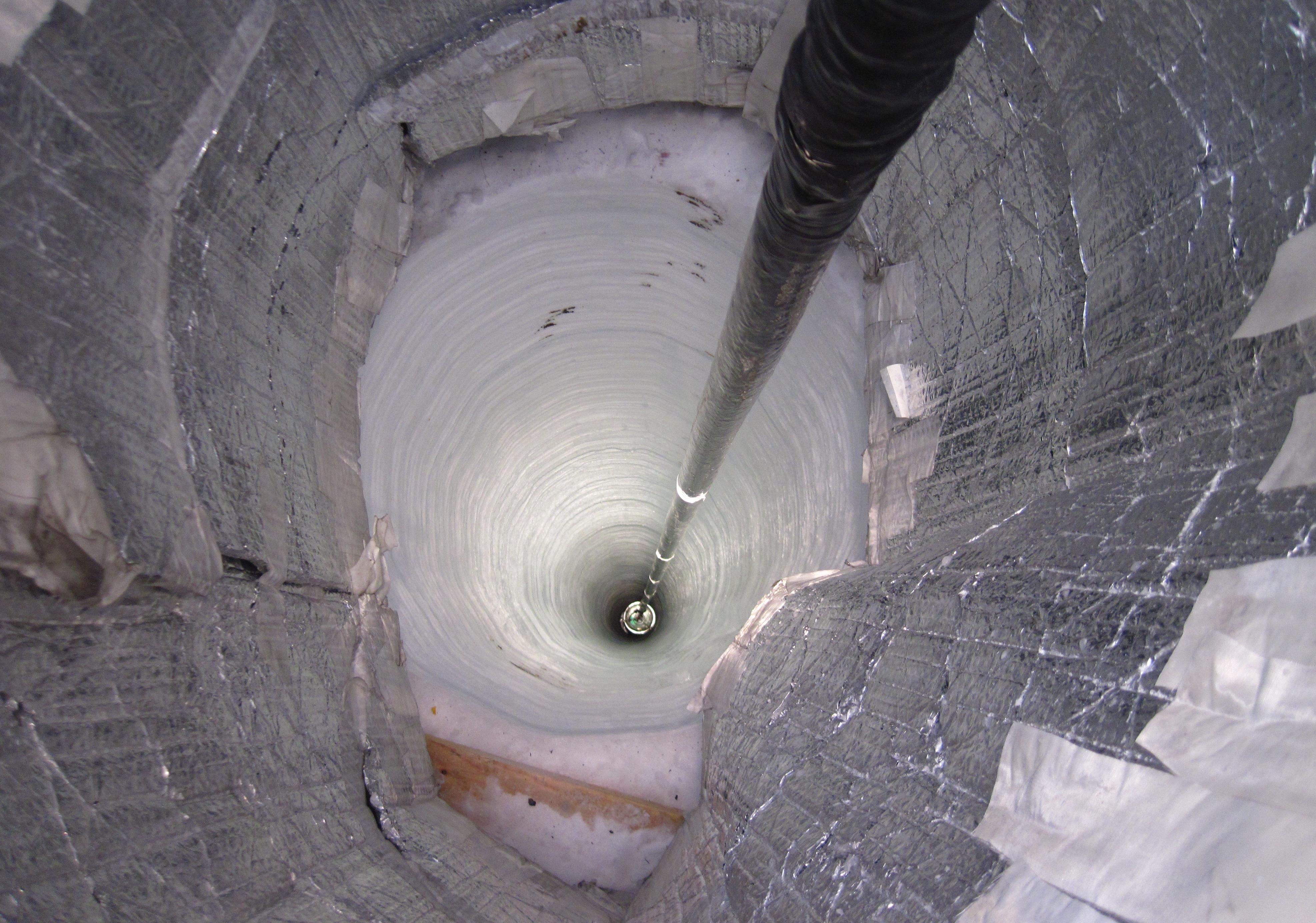 Γιγάντιο τηλεσκόπιο νετρίνων στους πάγους του Νότιου Πόλου