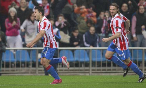 «Καθάρισε» ο Αγκουέρο για την Ατλέτικο, η Αλμερία πήρε το ντέρμπι της Ανδαλουσίας