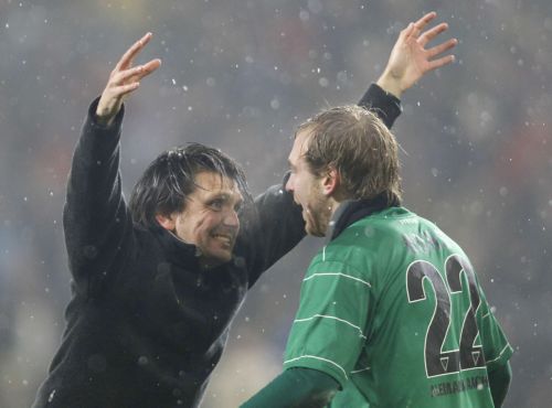 Πρόκριση για Μπάγερν, αποκλεισμός σοκ για Αϊντραχτ, Βόλφσμπουργκ και Κολονία