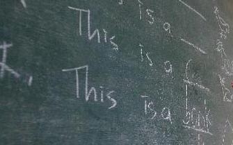 Η πολυγλωσσία προστατεύει τον εγκέφαλο από τη νόσο Αλτσχάιμερ