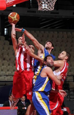 Ο Ολυμπιακός συνέτριψε το Περιστέρι με 101-64