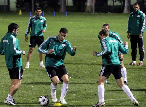 Παίξτε μπάλα και μην ανησυχείτε, καθησυχάζουν τους παίκτες οι παράγοντες του ΠΑΟ